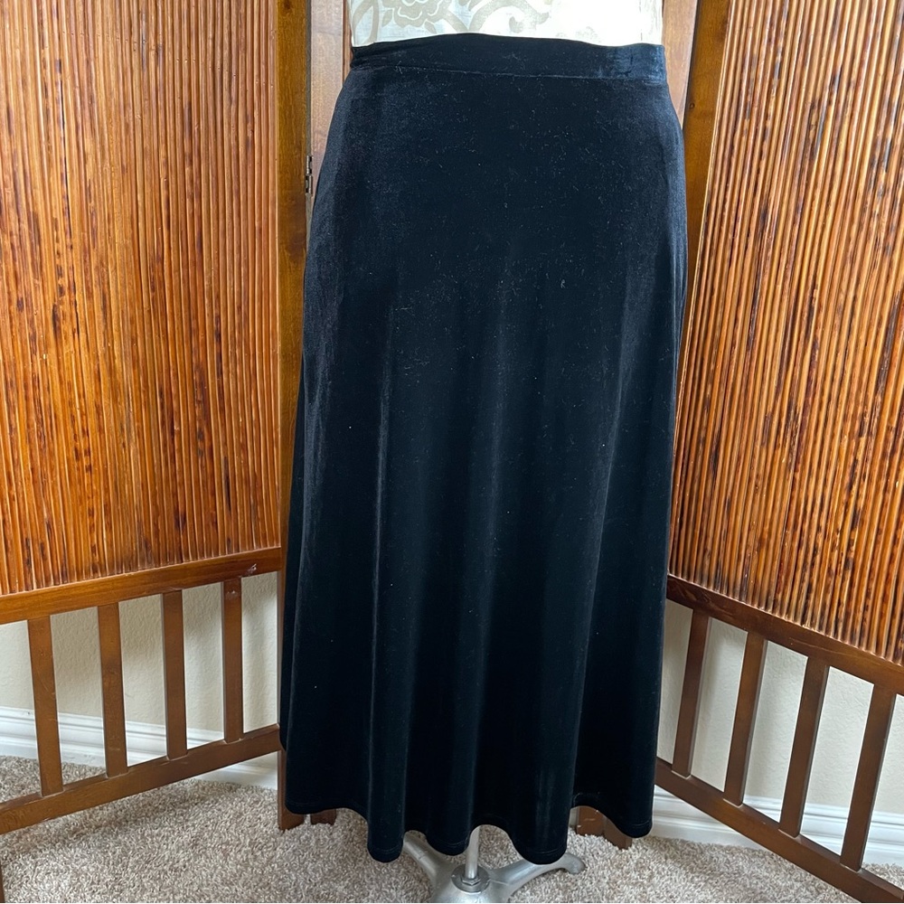 Vintage Joan Walters Black Velvet Midi Skirt, Made in USA, High-Waisted Classic